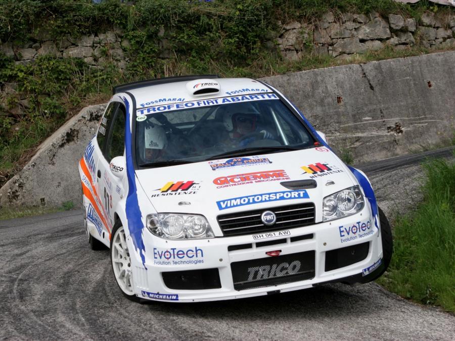  Fiat Punto Rally 2005 года  (фото 3 из 9)